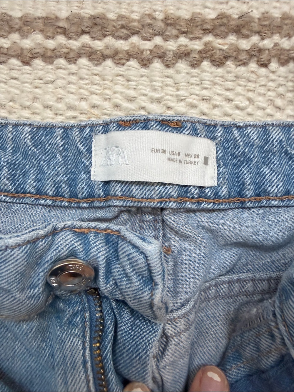 Zara Two-Tone Light and Dark Blue Flare Jeans - Picture 2 of 3